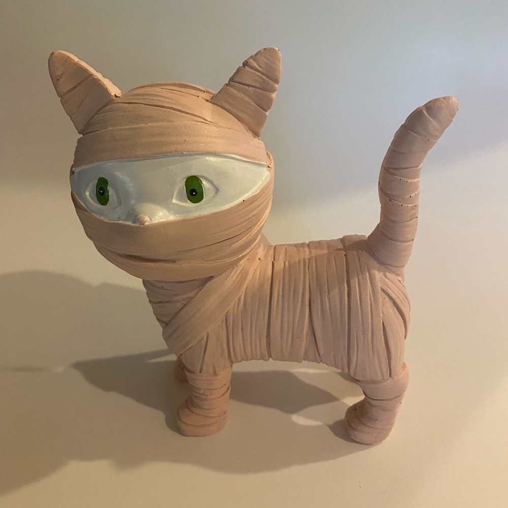 Pink Mummy Halloween Cat NWOT 2024 Release